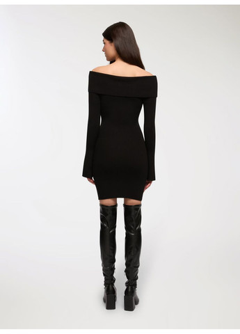 Черное платье жен Terranova однотонное