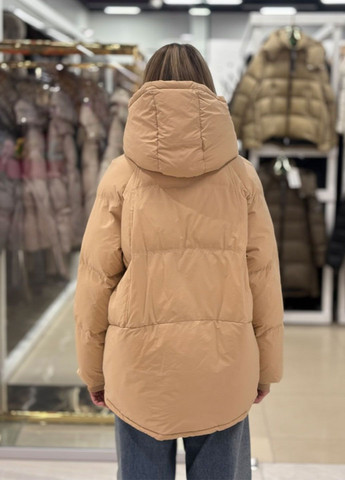Бежевий зимній Пуховик CHANEVIA