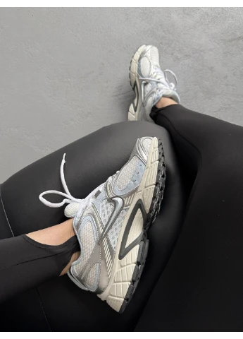 Кросівки жіночі і чоловічі Nike Zoom Vomero 5 RNR White Silver Sky Blue | Найк Зум Вомеро 5 білі демісезони (375028384)