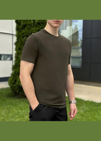 Хаки (оливковая) мужская классическая футболка хаки однотонная с коротким рукавом No Brand