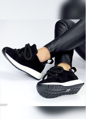Черные демисезонные стильные кроссовки No Brand