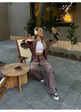 Жіночий спортивний костюм No Brand (366452473)