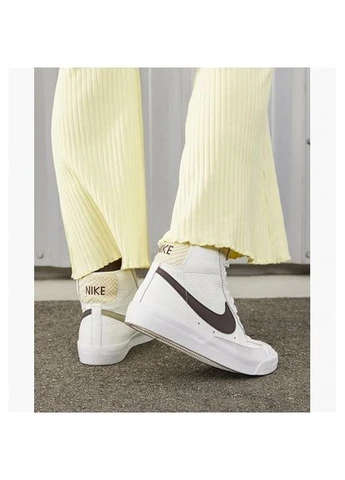 Бежевые кеды blazer mid 77 beige fd0805-100 44 Nike