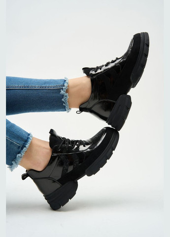 Черные демисезонные кроссовки 183765 Lonza