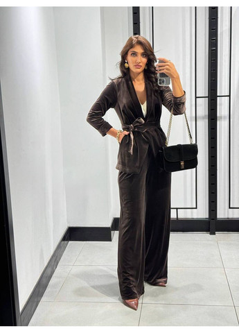 Женский костюм из бархата Avanti (364863924)