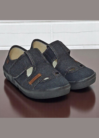 Дитячі тапочки на липучках для хлопчика капчики в садок для змінки Валді Waldi (332625406)