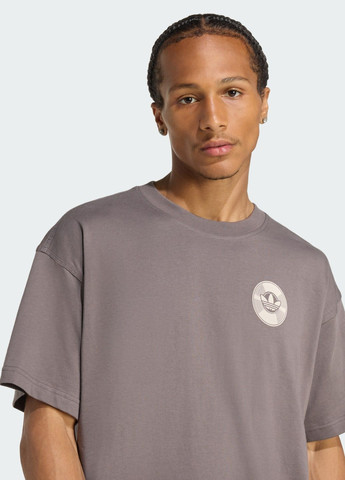 Коричнева футболка street band adidas