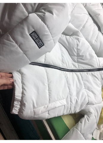 Белая зимняя куртка с нашивками на рукавах, матовая плащевка силикон 200 Україна