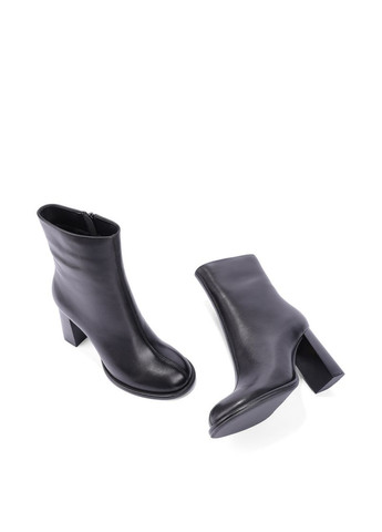 Жіночі Черевики G0218-610 Чорний Шкіра MIRATON (368754136)