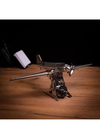 Коллекционная модель-конструктор Remarkable Douglas Самолет DC-3 механический (MT057) Metal Time (335054948)