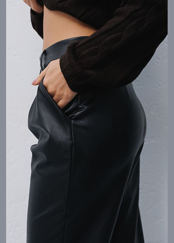 Женские брюки из кожзама серого цвета утепленные Arjen (294907022)