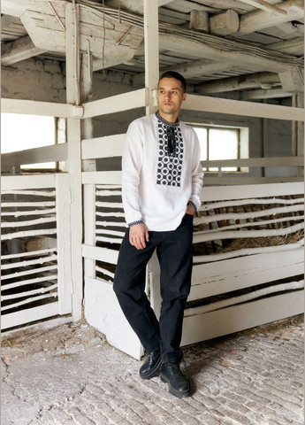 Белая вышиванка MOTYV (297673790)