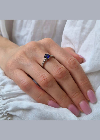 Серебряное кольцо с Синим камнем.0 размер серебро 925 пробы Родированное 81112с 2.33г No Brand (316649617)