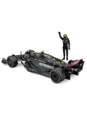 Автомодель з фігуркою - Mercedes-AMG F1 W14 E Performance (1:24) Bburago (390020518)