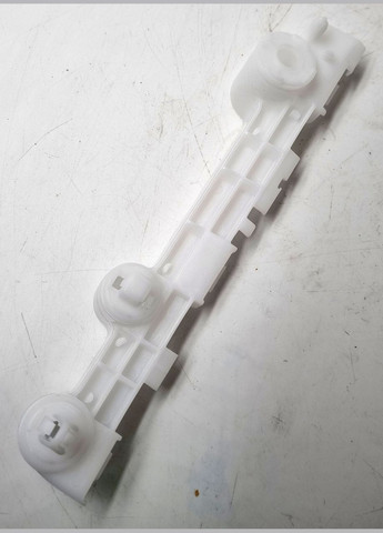 Кронштейн переднего бампера правый SUPP2302 Л200 2015-2022 6400F776 MATOMI (345739545)