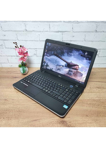 Ноутбук Б-клас LifeBook A512 / 15.6" (1366x768) TN / Intel Core i3-3110M (2 (4) ядра по 2.4 GHz) / 8 GB DDR3 / 120 GB Fujitsu (379296584)