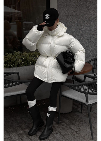 Молочний зимній Пуховик Byron