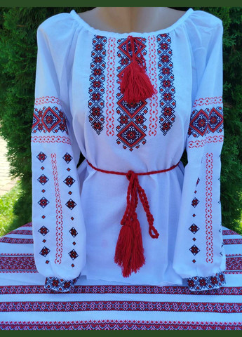 Червона вишиванка жіноча "молодіжна червона" на білому натуральному домотканому полотні Прикарпатські Вишиванки візерунок геометричний пряма бавовна (324250354)