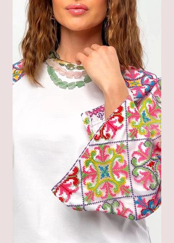 Біла яскрава кофта в українському стилі - ua44 / eu38 Iren Klairie