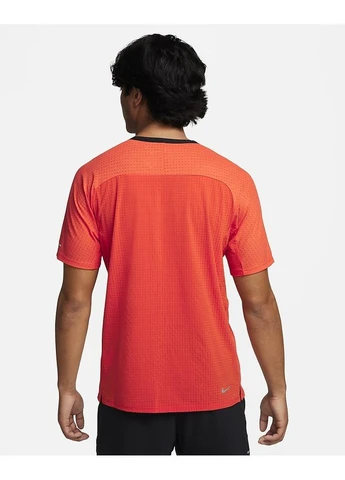 Помаранчева футболка dri-fit trail solar chase orange dv9305-809 Nike