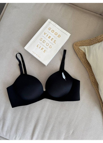 Чорний безшовний бюстгальтер з push-up ліфчик на чашку а/в з підтримкою рука адама базовий ліф No Brand без кісточок нейлон