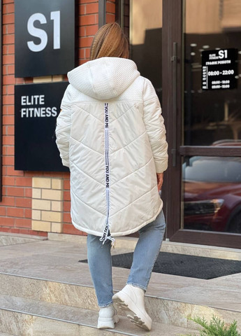 Молочна зимня жіноча стьобана куртка подовженого крою — заміри в описі куртка-пальто Vione