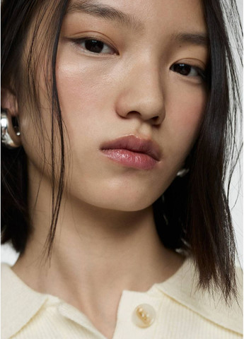 Чорно-білий светр Mango