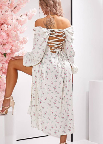 Светло-розовое повседневный платье-миди с открытой спинкой на шнуровке с открытыми плечами Україна с цветочным принтом
