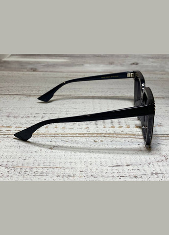 Очки женские солнцезащитные черного цвета формы квадрат LIGHT (315889432)