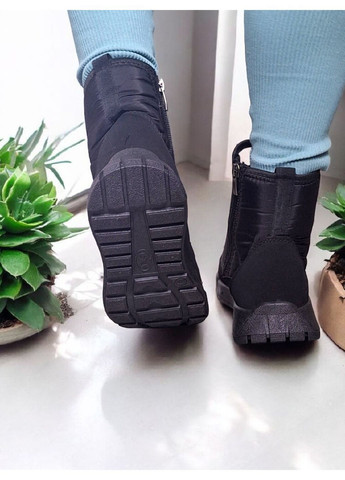 Жіночі зимові дутики чорні на хутрі теплі черевики на блискавці Viki Дутики (367727476)