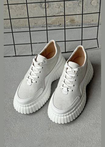 Неординарні жіночі кросівки в м'якій натуральній замші та шкірі InFashion Кросівки білі демісезони (294128664)