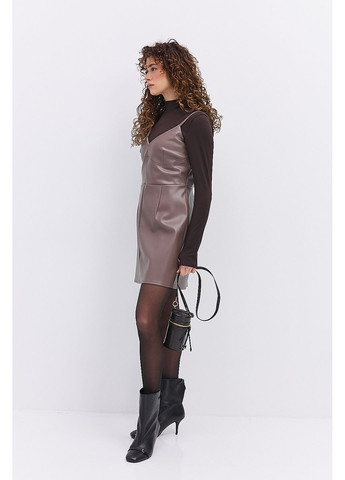 Коричневое короткое кожаное платье на тонких бретелях Arjen