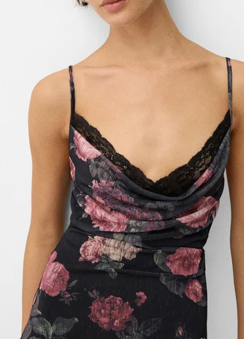 Чорна сукня Bershka