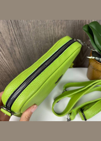Кожаная сумочка клатч мини на плечо с молнией без узоров салатовая (sku_1595С) No Brand (330576811)