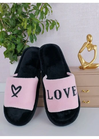 Легкі домашні тапочки для жінок із вишивкою Love та серцем No Brand тапочки Love рожеві (402346918)
