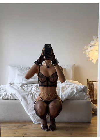 Чорний демісезонний мереживний комплект з ланцюжками Vakko