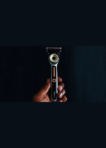 Станок для бритья с подогревом Labs 1 станок 2 картриджа и зарядное устройство (с кейсом для путешествий) Gillette (297082806)