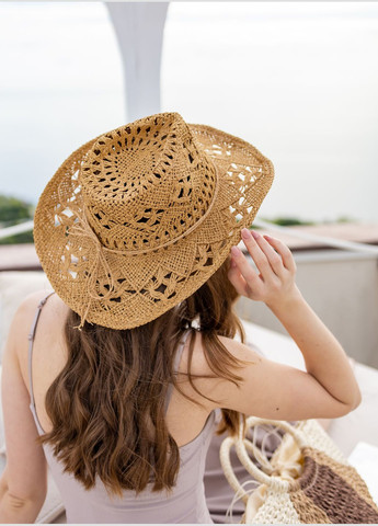 Летняя плетеная шляпа федора Ковбойка с узорами бежевая No Brand (334098422)