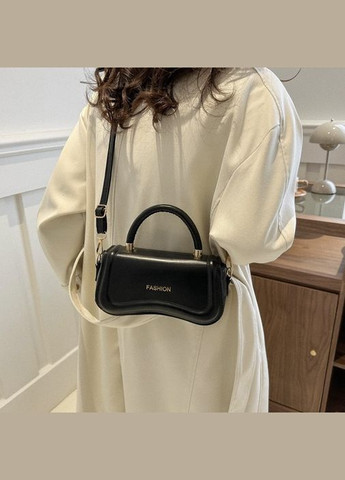 Жіноча сумка Fashion 8414 крос-боді чорна No Brand (306709389)