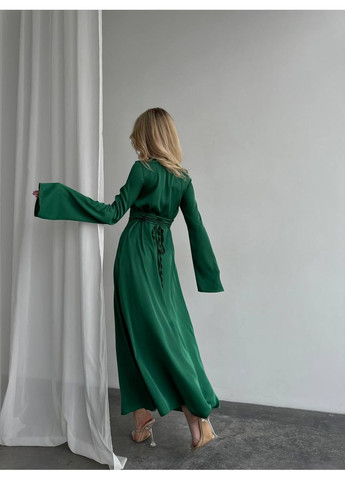 Зеленое вечернее женское шелковое платье макси с длинным рукавом Україна однотонное