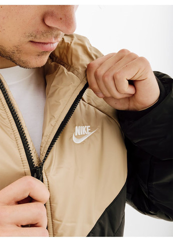 Комбинированная демисезонная мужская куртка midweight puffer разноцветный Nike