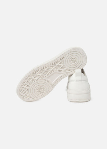 Белые демисезонные мужские кроссовки цвет белый цб-00232827 Yuki