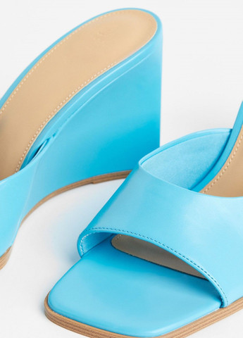 Бирюзовые мюли H&M