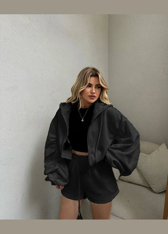 Женский костюм с шортами и кофтой. Avanti (332006703)