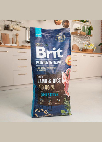 Сухой корм с ягненком Sensitive Lamb Rice Брит Премиум для собак с чувствительным пищеварением 15 кг (8595602526642) Brit Premium (351479685)