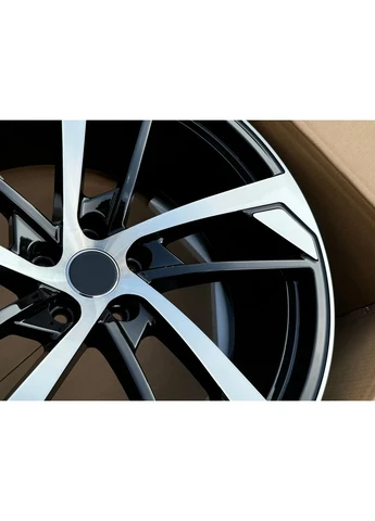 Ковані диски R21 (4 шт) для Ауди Q7 2015-2026 рр OEM (392729247)