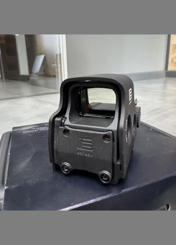 Коліматорний приціл EXPS2 голографічний, коло 68 МОА з точкою 1 МОА, з ударостійким кейсом EOTech (338625085)