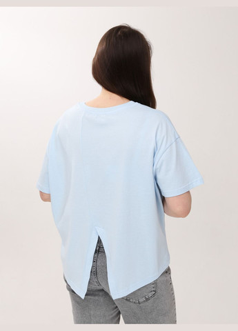 Блакитна літня футболка жіноча блакитна широка з написом з коротким рукавом Whitney Вільна