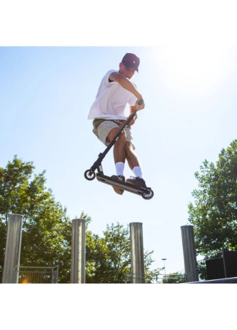 Самокат трюковый MICRO Ramp для экстремального катания прочный алюминиевый Черный No Brand (392142996)