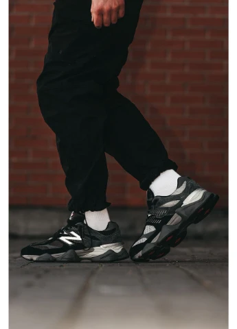 Чорні Осінні кросівки чоловічі New Balance 9060 Black Castlerock Нью Беланс 9060